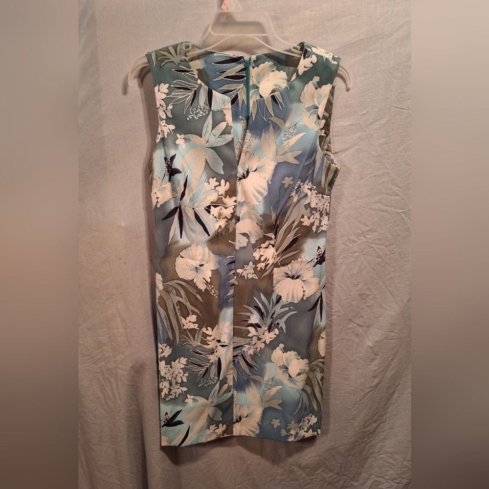 Chic Blue and White Women's Dress